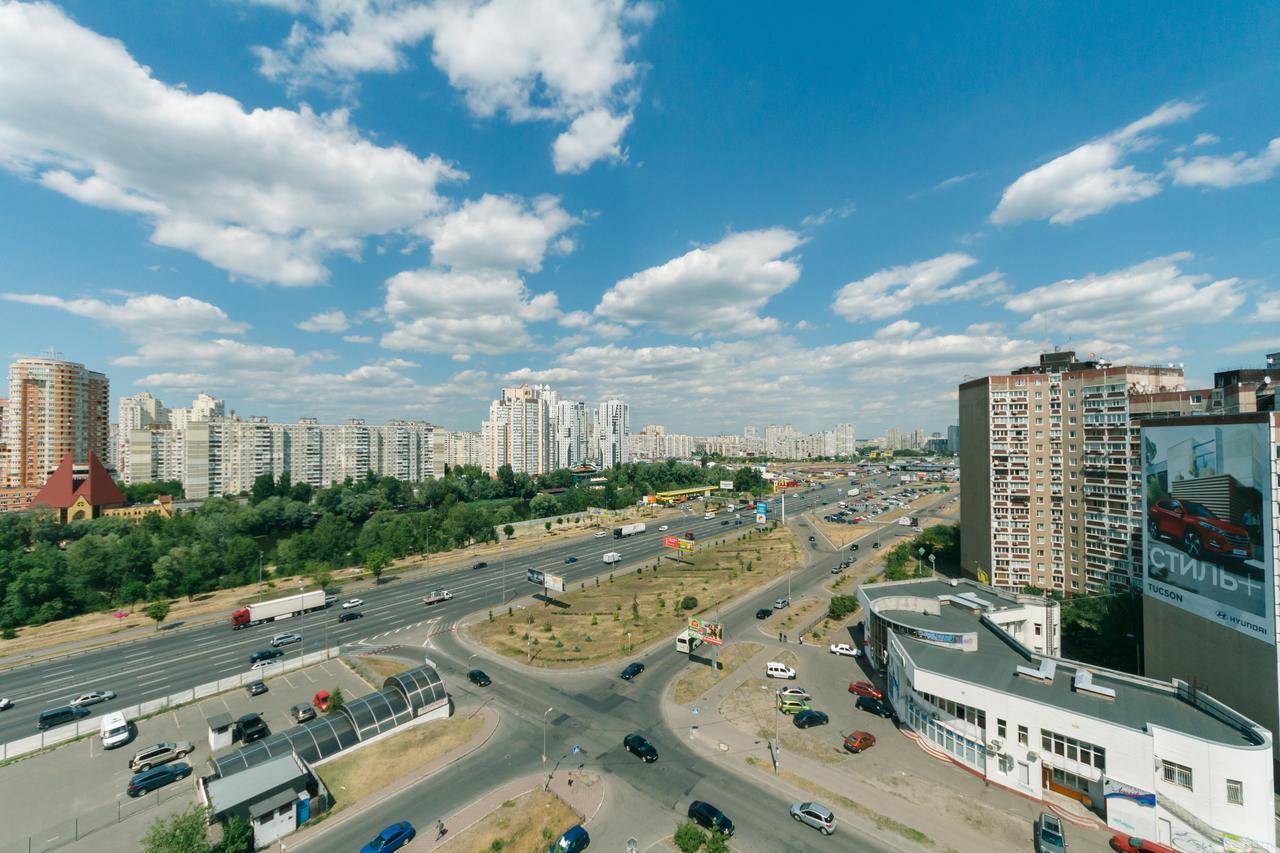 Apartment Poznyaky-Bazhana Kiev Exterior foto