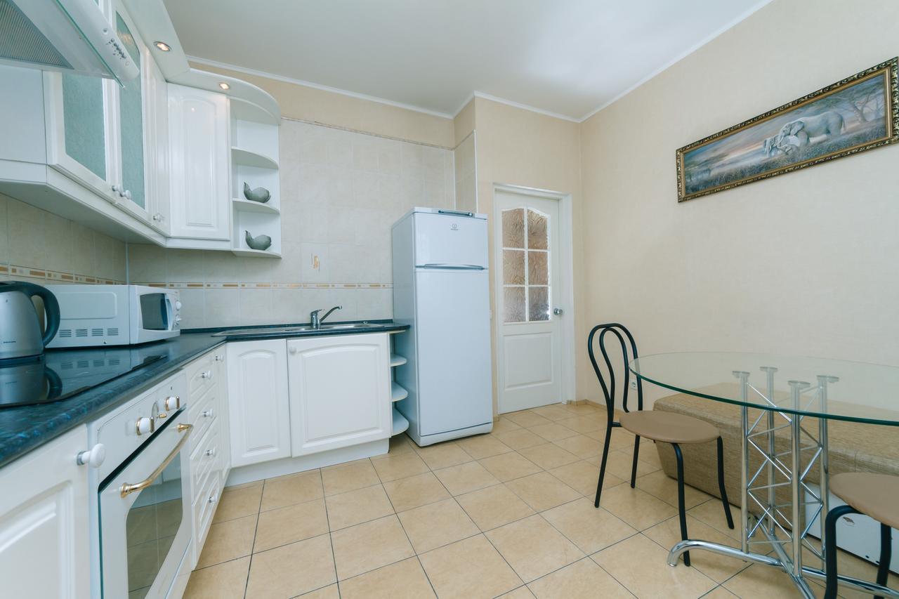 Apartment Poznyaky-Bazhana Kiev Exterior foto